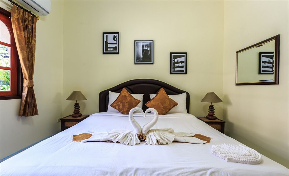 Eriksson Guesthouse Patong Luaran gambar