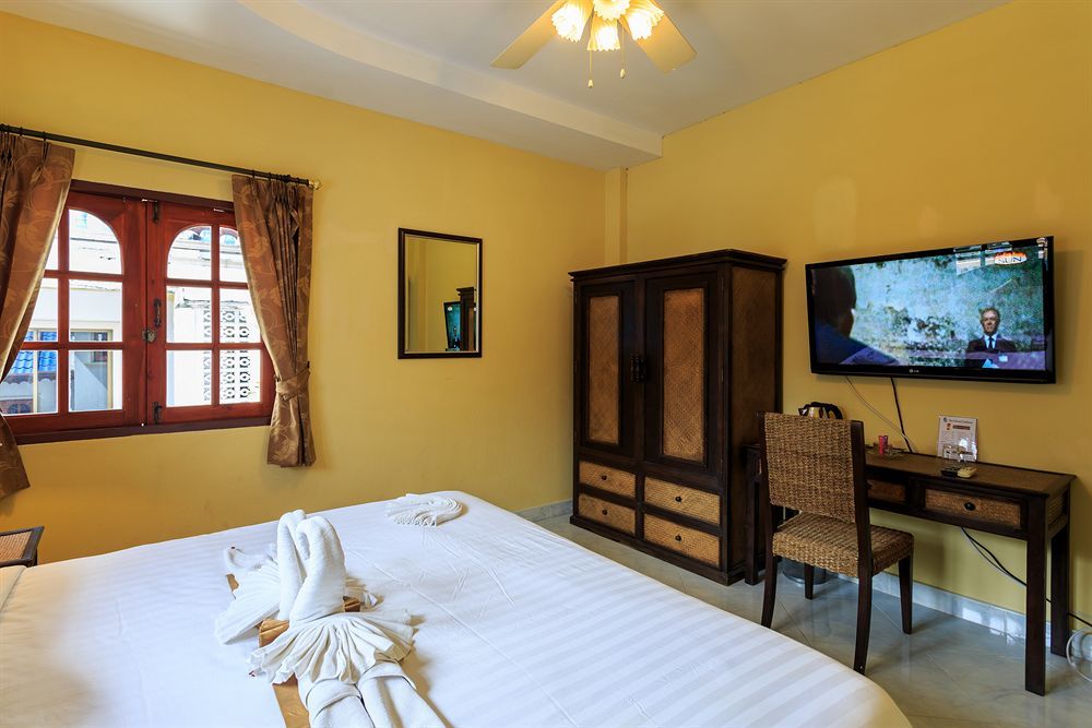 Eriksson Guesthouse Patong Luaran gambar