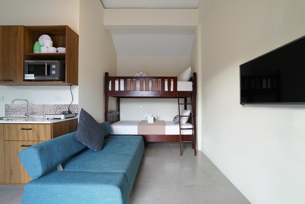 Eriksson Guesthouse Patong Bilik gambar