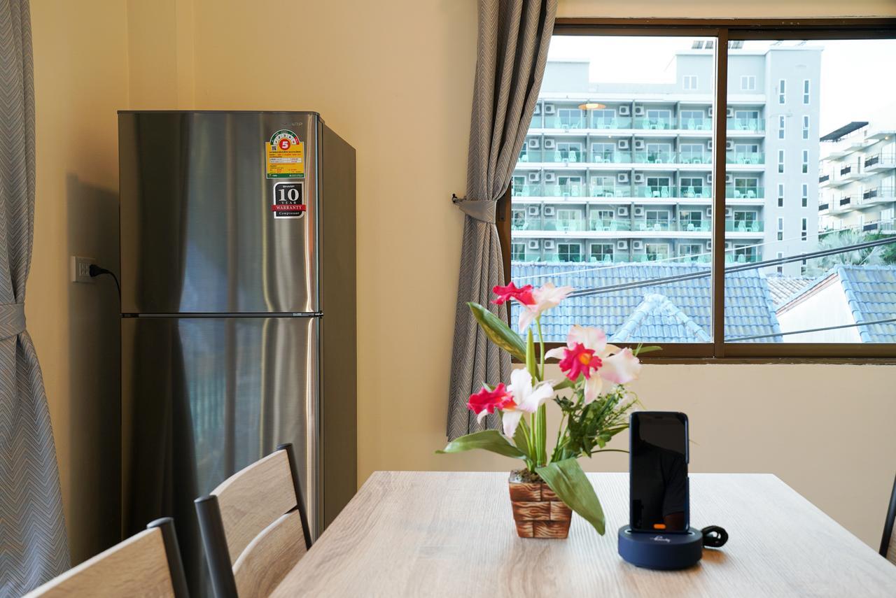 Eriksson Guesthouse Patong Bilik gambar