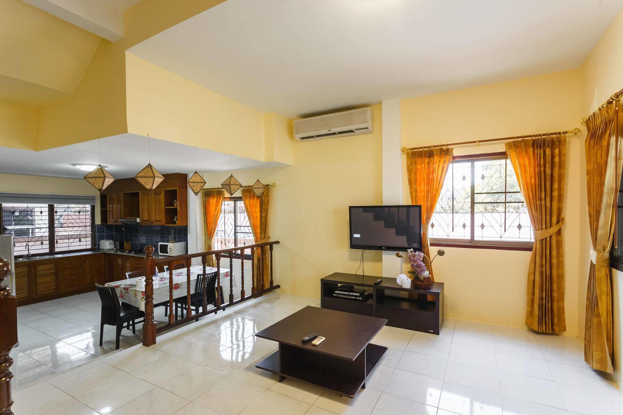Eriksson Guesthouse Patong Luaran gambar