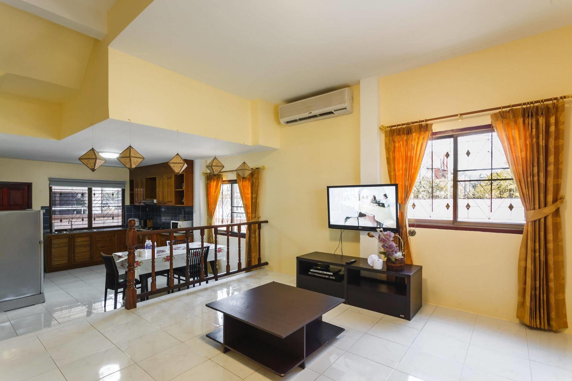 Eriksson Guesthouse Patong Luaran gambar