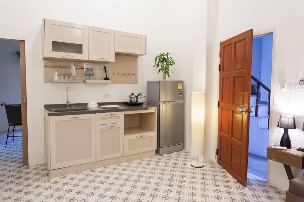 Eriksson Guesthouse Patong Luaran gambar